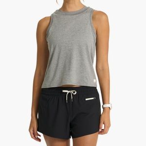 Vuori Energy Top in Heather Grey